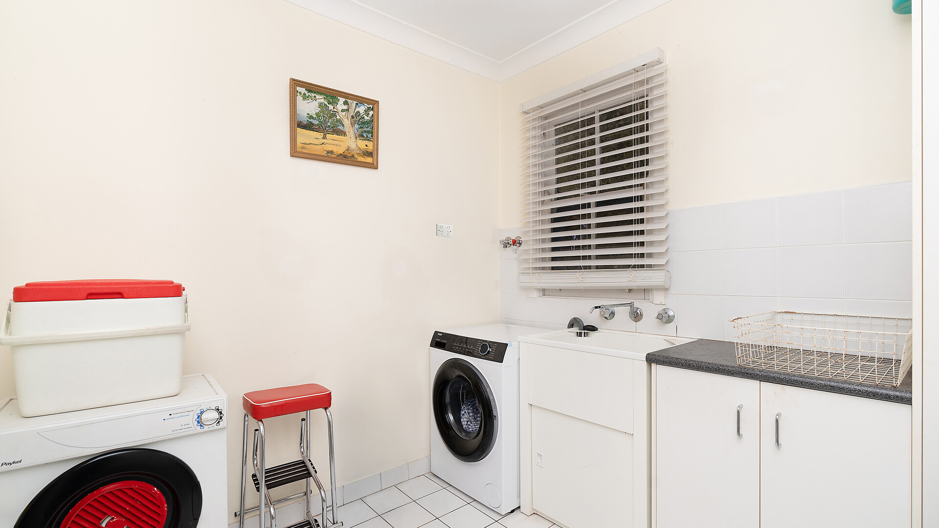59 Jellicoe Street, Temora NSW 2666 - photo 11