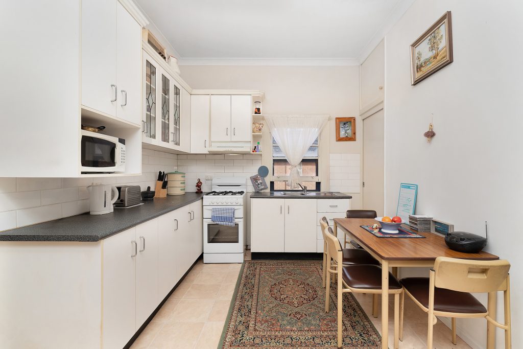 59 Jellicoe Street, Temora NSW 2666 - photo 15