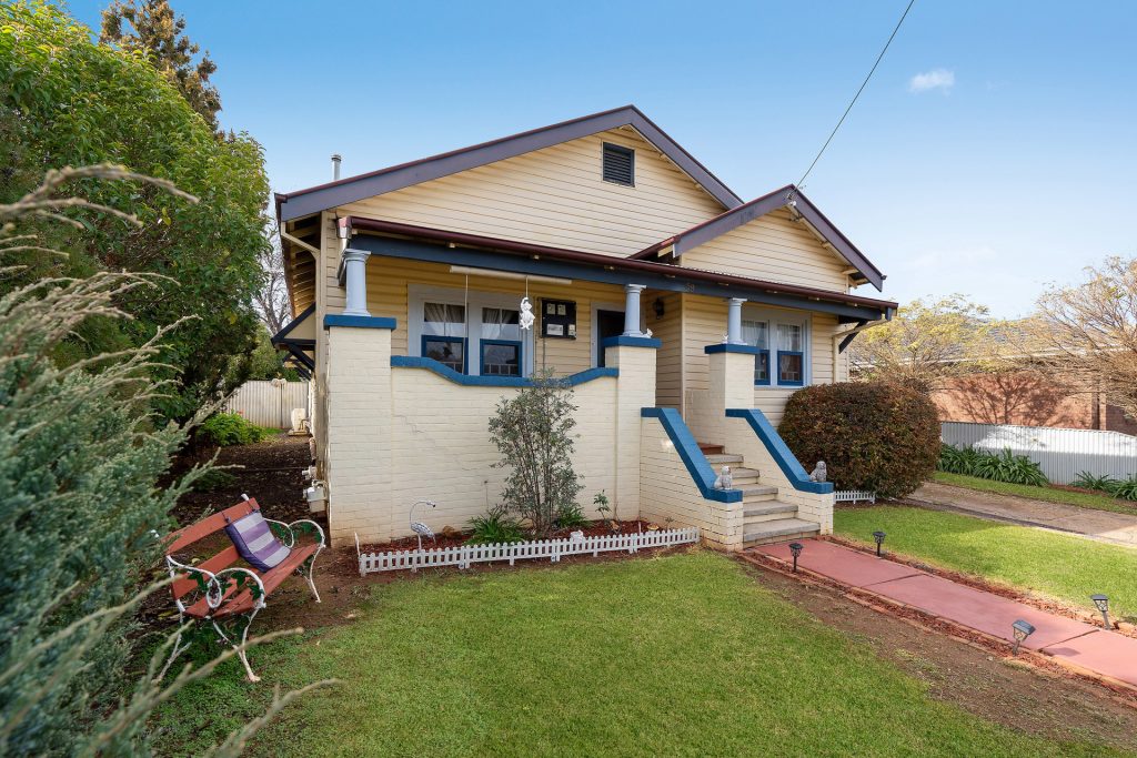 59 Jellicoe Street, Temora NSW 2666 - photo 17