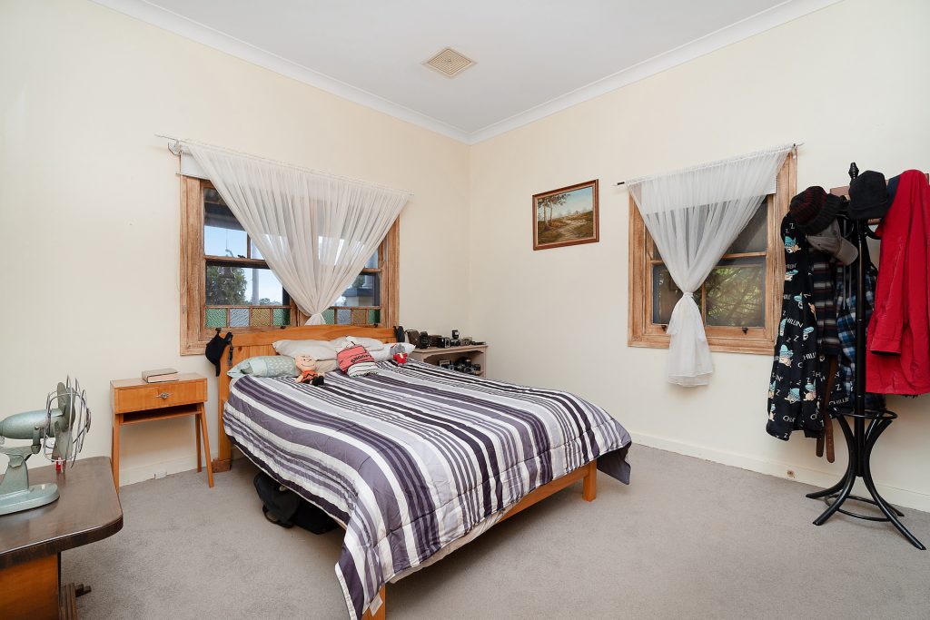 59 Jellicoe Street, Temora NSW 2666 - photo 9