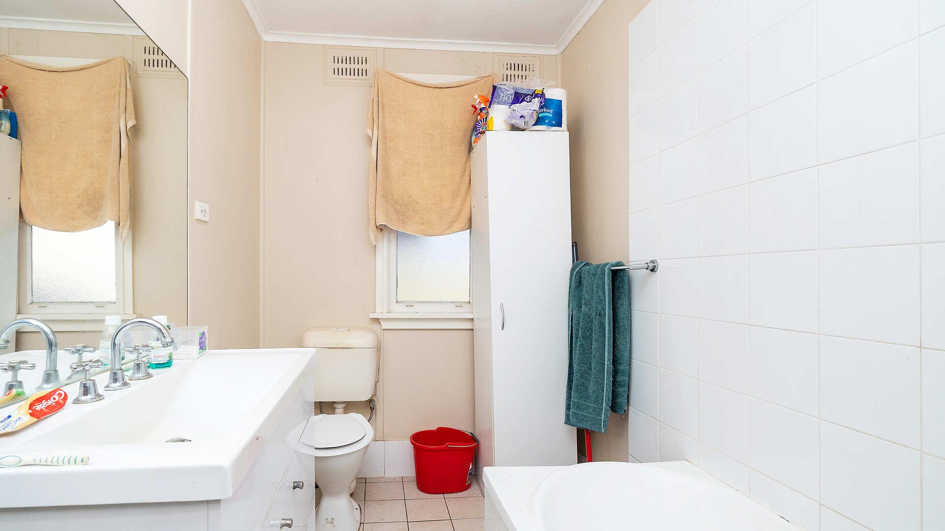 Sold - 13 Lake Drive - New Property in Narrandera - Real Estate by Leisa Williams