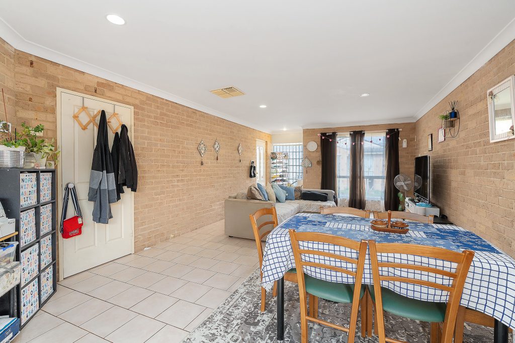 3/183 Palm Avenue, Leeton NSW 2705 - photo 2