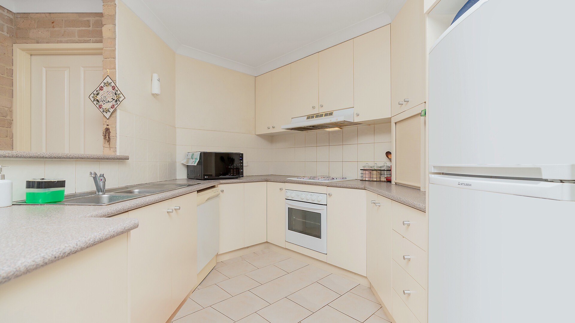 3/183 Palm Avenue, Leeton NSW 2705 - photo 7