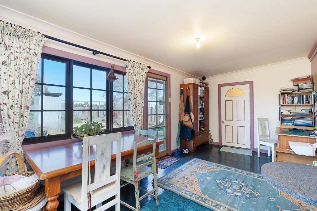 9 Egan Street, Ardlethan NSW 2665 - photo 13