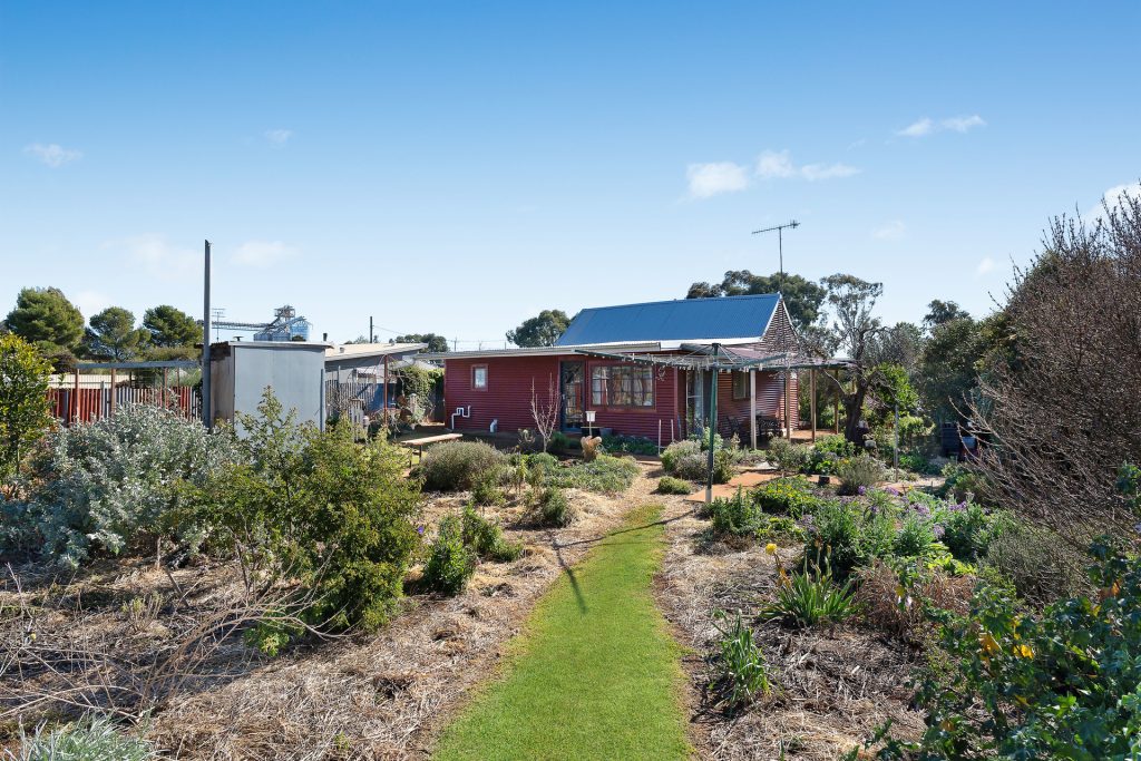 9 Egan Street, Ardlethan NSW 2665 - photo 15
