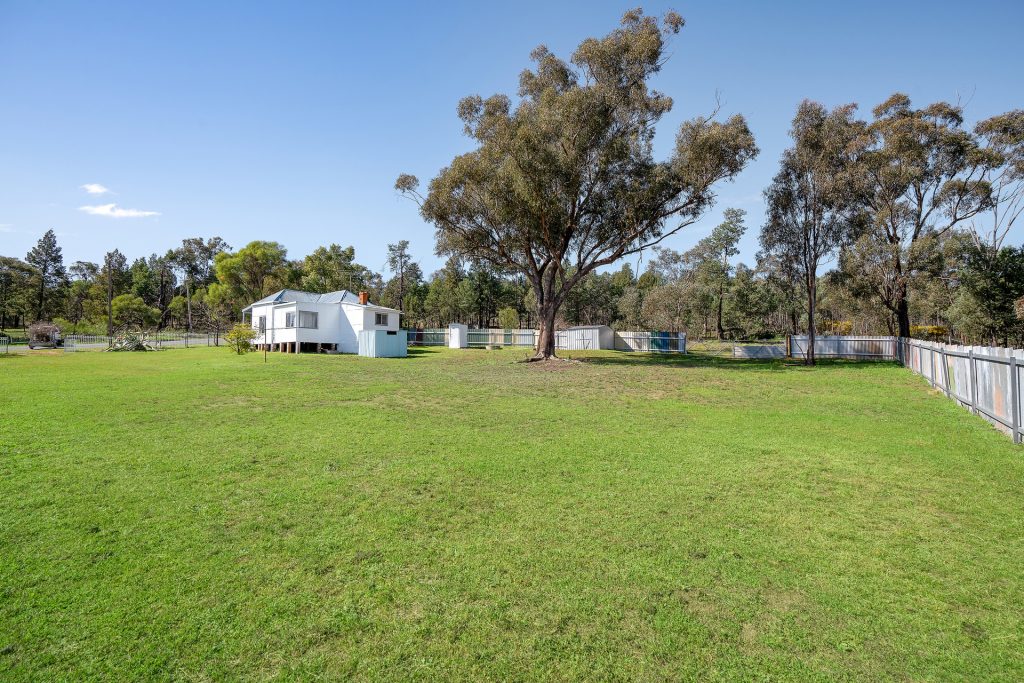 33 Barellan Street, Ardlethan NSW 2665 - photo 13