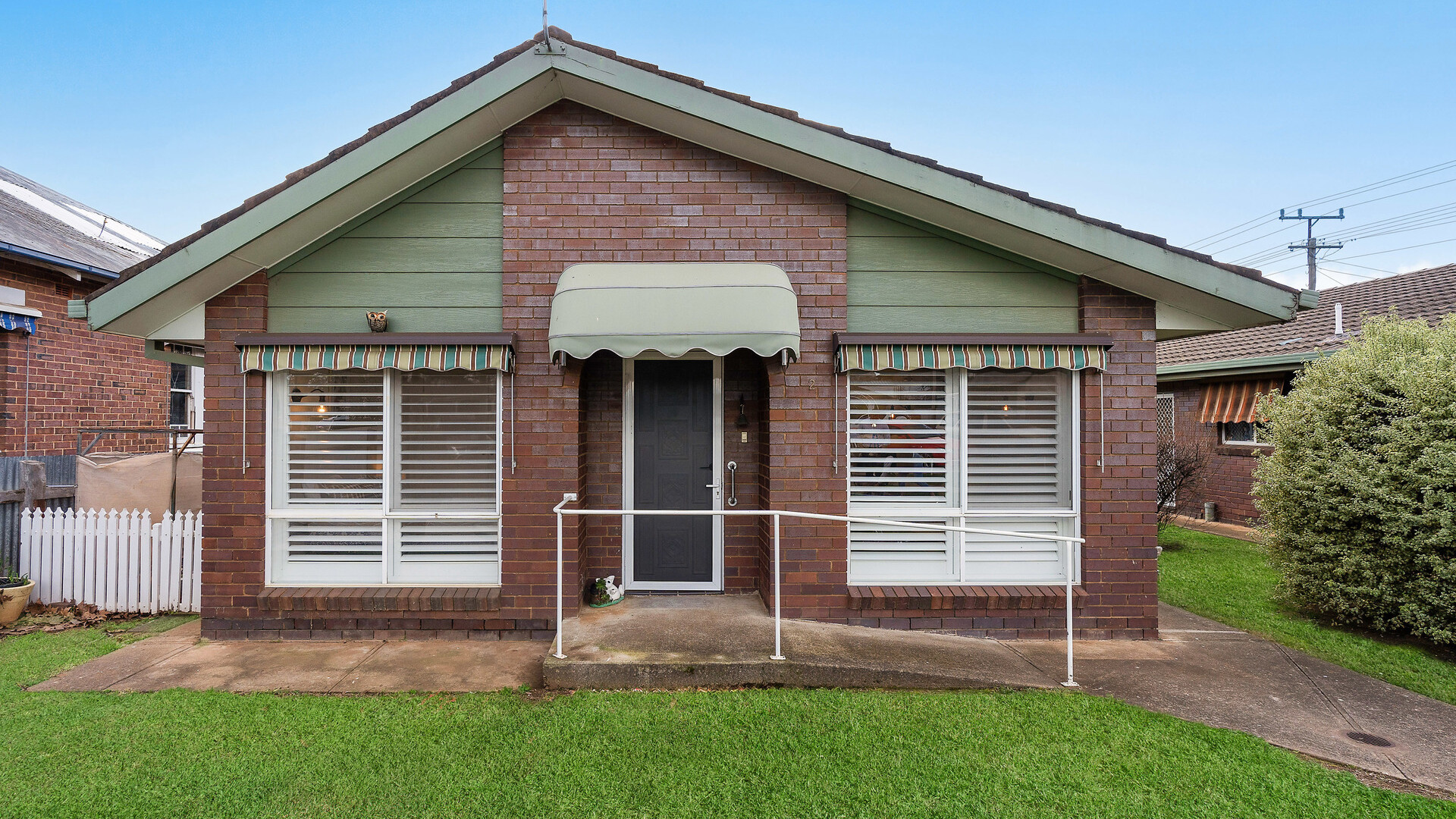2/93-95 Loftus Street, Temora NSW 2666 - photo 4