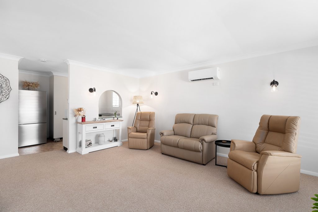 2/93-95 Loftus Street, Temora NSW 2666 - photo 6