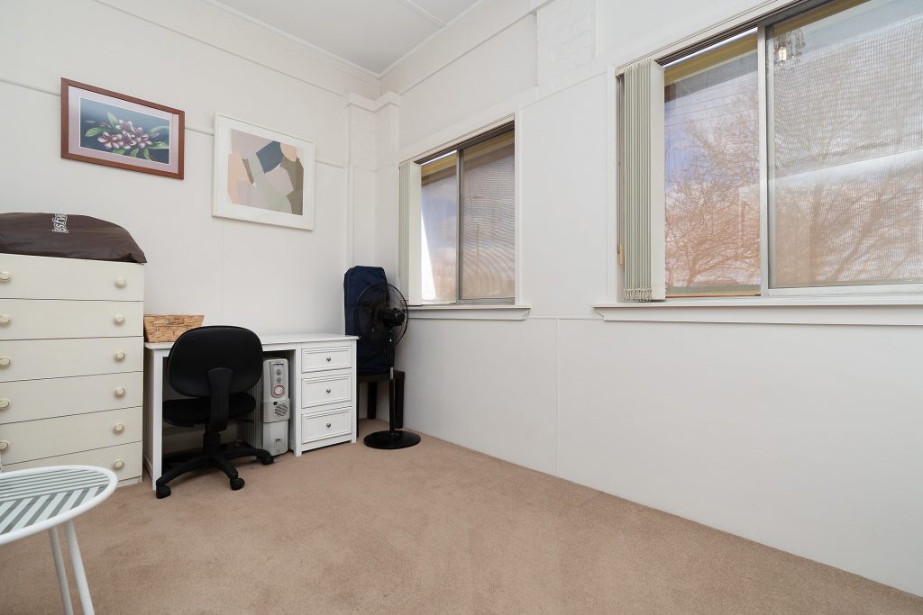 89 Bridges Street, Temora NSW 2666 - photo 15