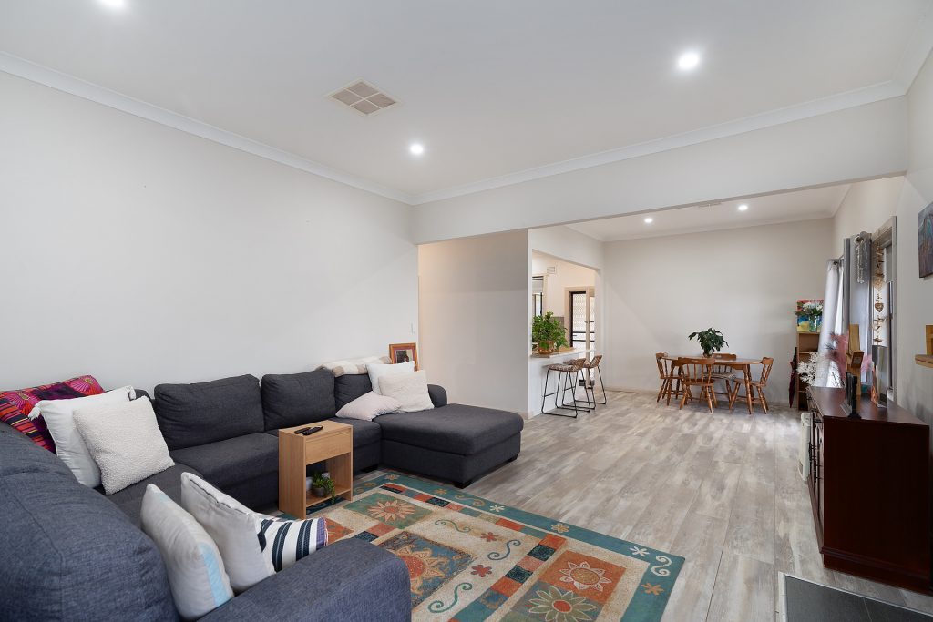 89 Bridges Street, Temora NSW 2666 - photo 10