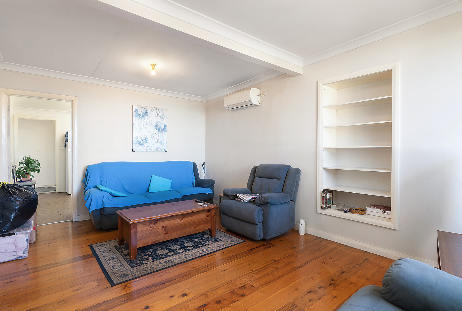 37 Roslyn Street, Narrandera NSW 2700 - photo 3