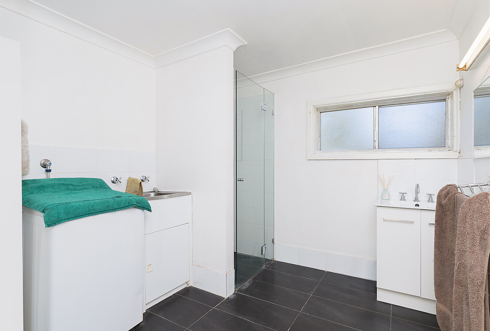 37 Roslyn Street, Narrandera NSW 2700 - photo 10