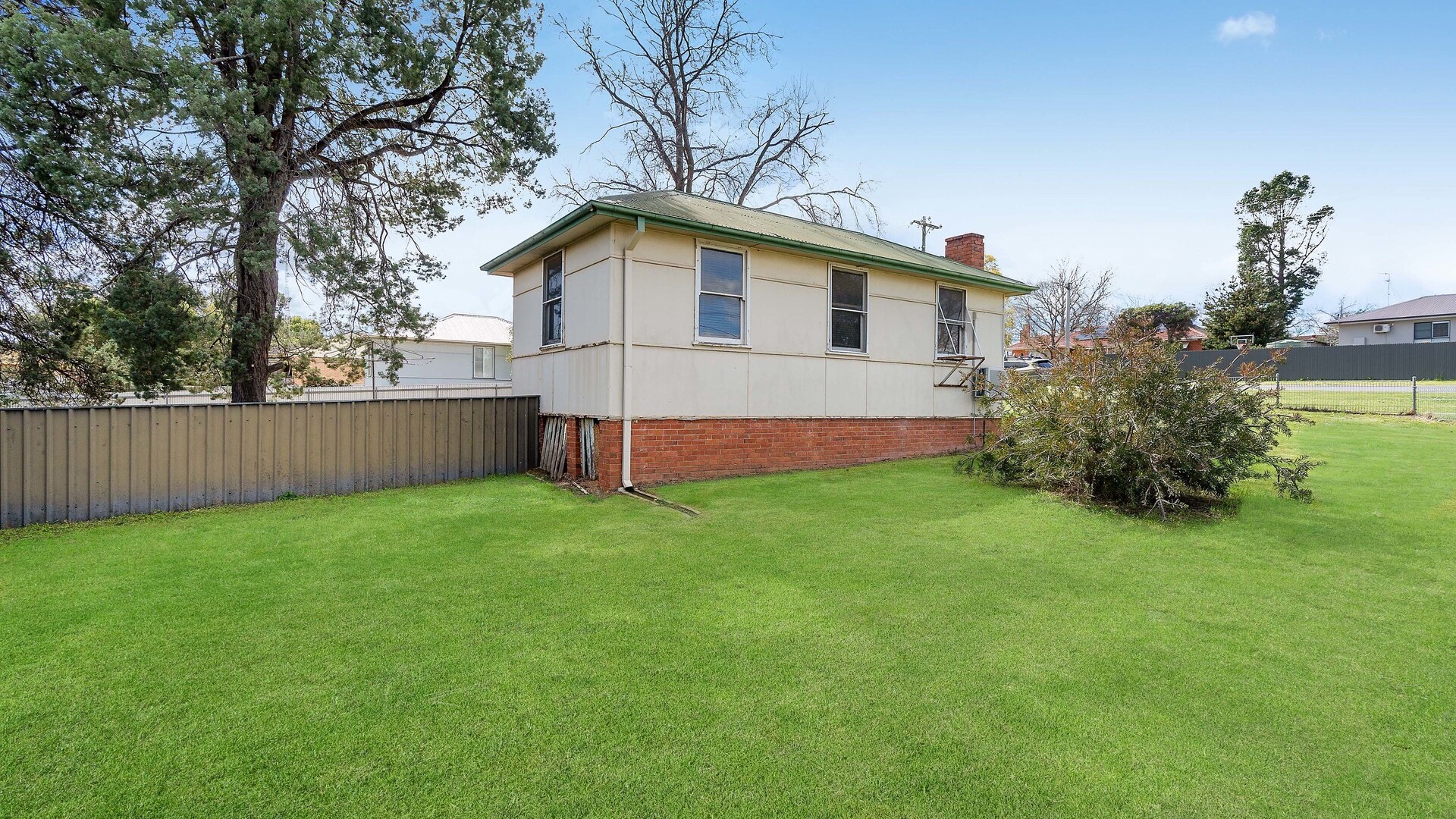 34 Frederica Street, Narrandera NSW 2700 - photo 2