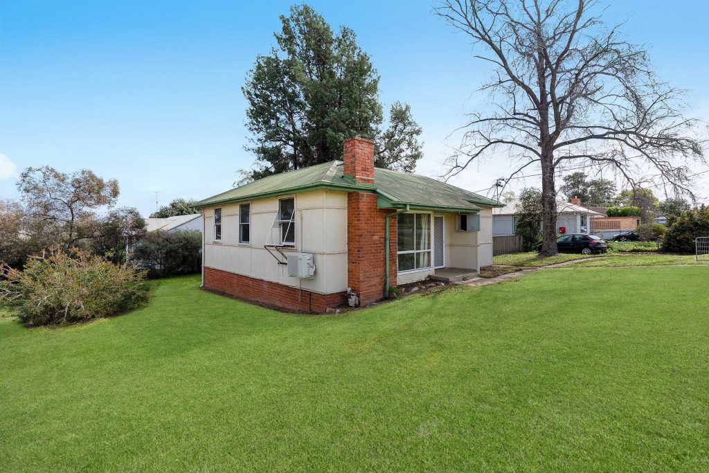34 Frederica Street, Narrandera NSW 2700 - McGrath Riverina
