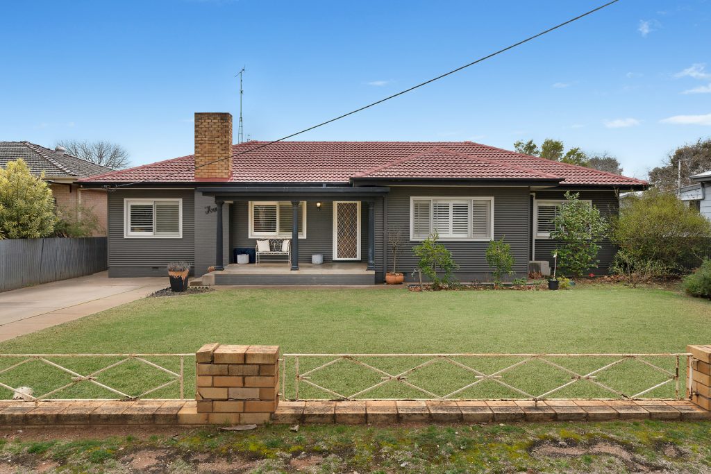 3 Audley Street, Narrandera NSW 2700 - photo 17