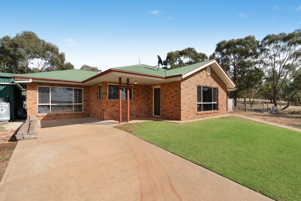 Sold - 1 Ridgeview Road - New Property in Narrandera - Real Estate by Leisa Williams