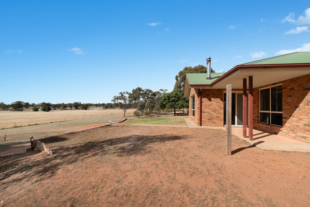 Sold - 1 Ridgeview Road - New Property in Narrandera - Real Estate by Leisa Williams