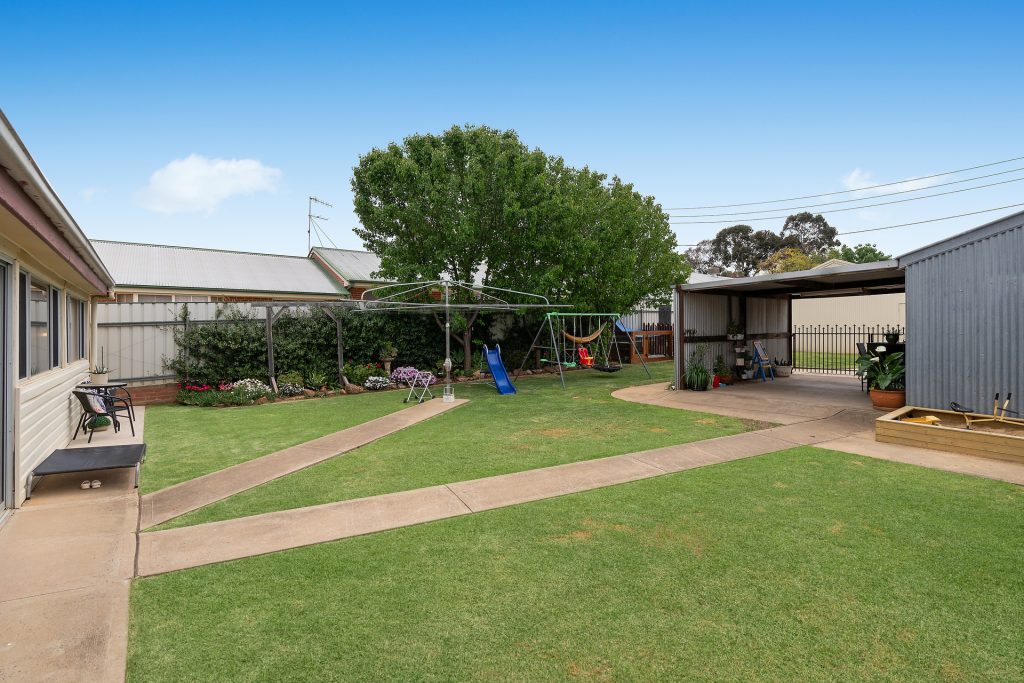 47 Coolibah Street, Leeton NSW 2705 - photo 16