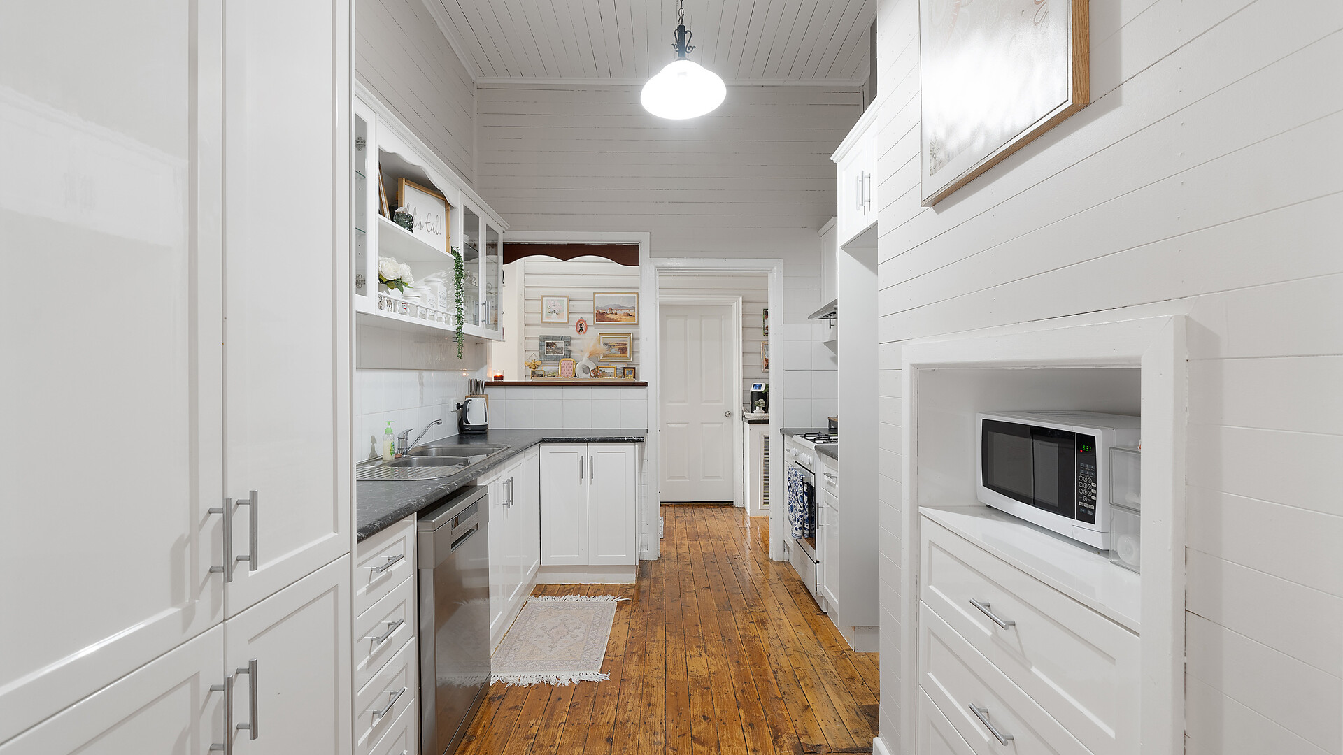 47 Coolibah Street, Leeton NSW 2705 - photo 5