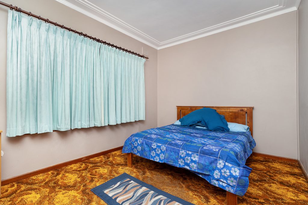 21 Cherry Avenue, Leeton NSW 2705 - photo 11