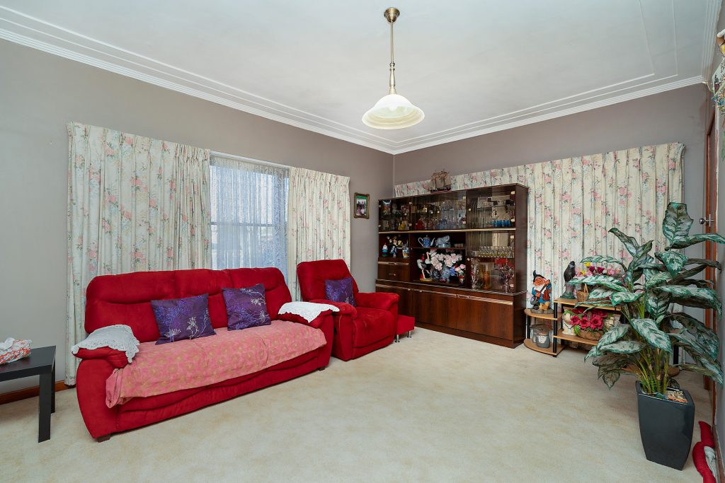 21 Cherry Avenue, Leeton NSW 2705 - photo 4