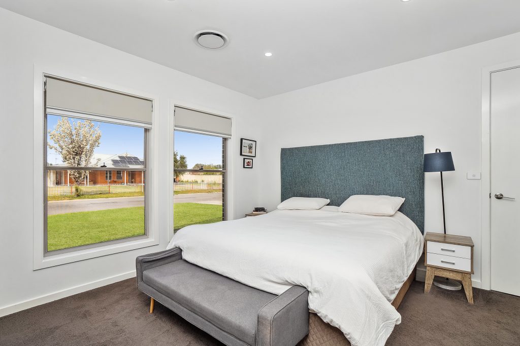 22 Carrington Drive, Leeton NSW 2705 - photo 11