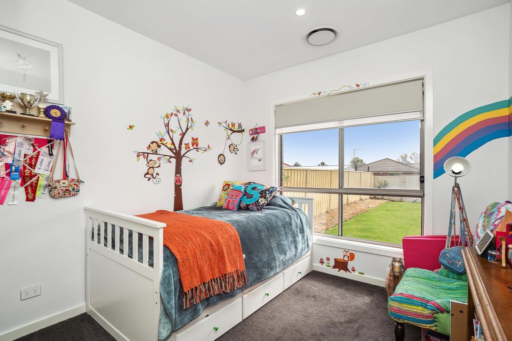 22 Carrington Drive, Leeton NSW 2705 - photo 14