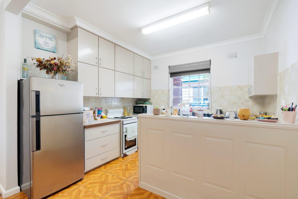 86 Bridges Street, Temora NSW 2666 - photo 8