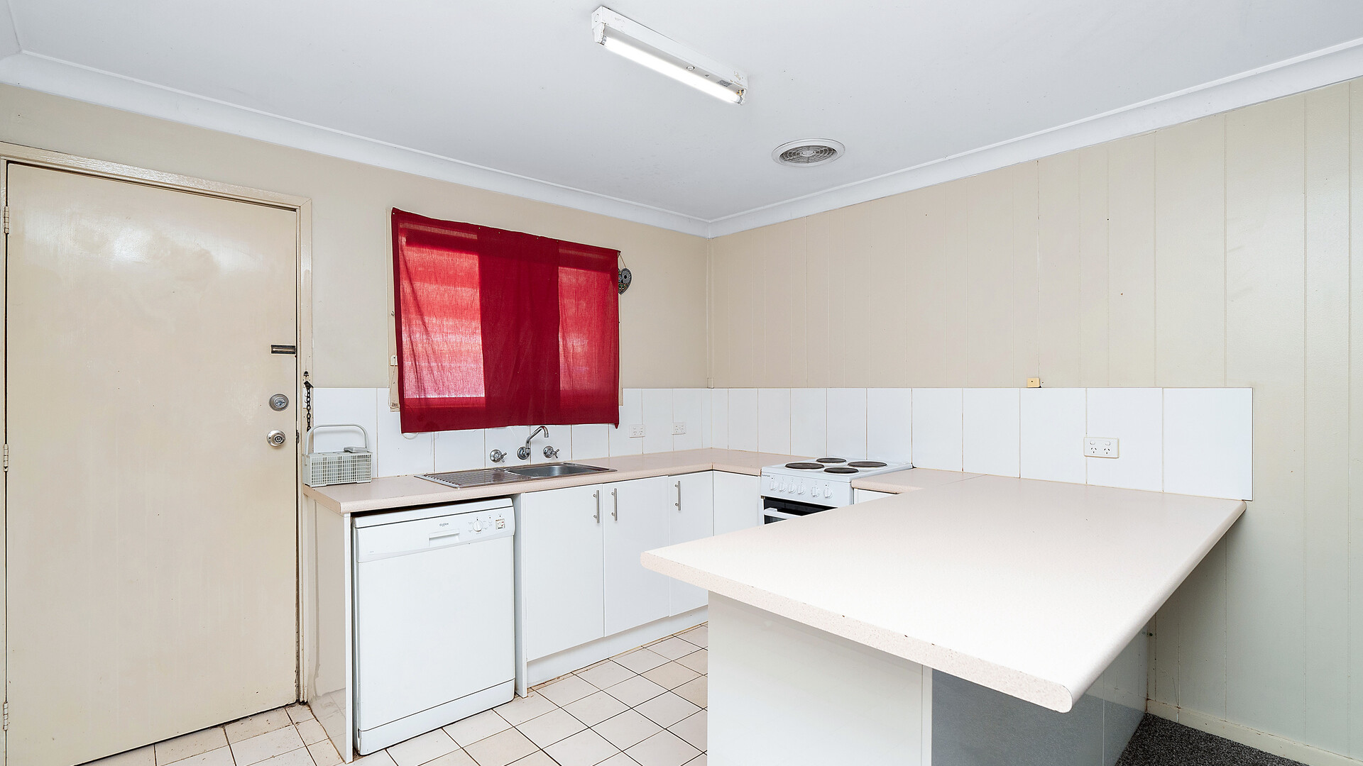 10 Helenor Crescent, Narrandera NSW 2700 - photo 11