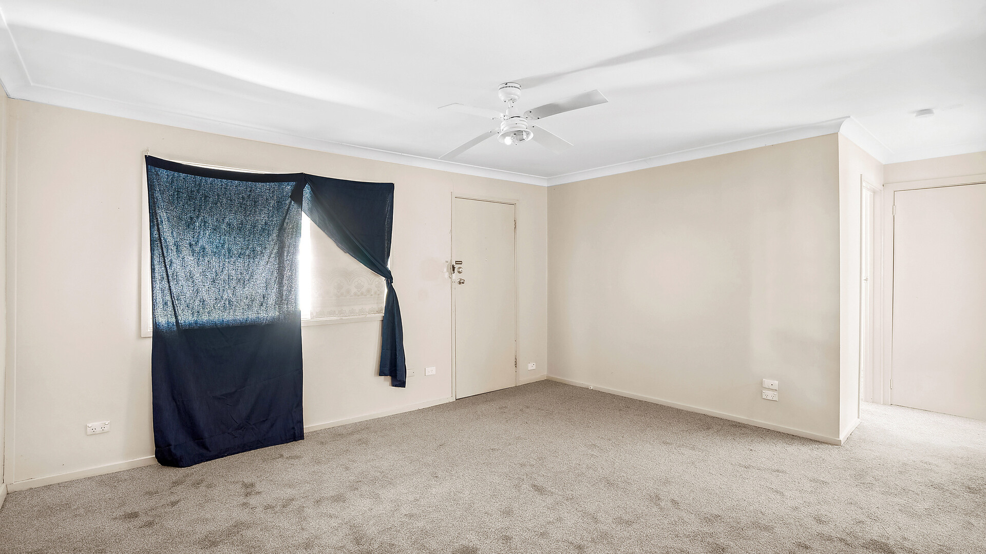 10 Helenor Crescent, Narrandera NSW 2700 - photo 12