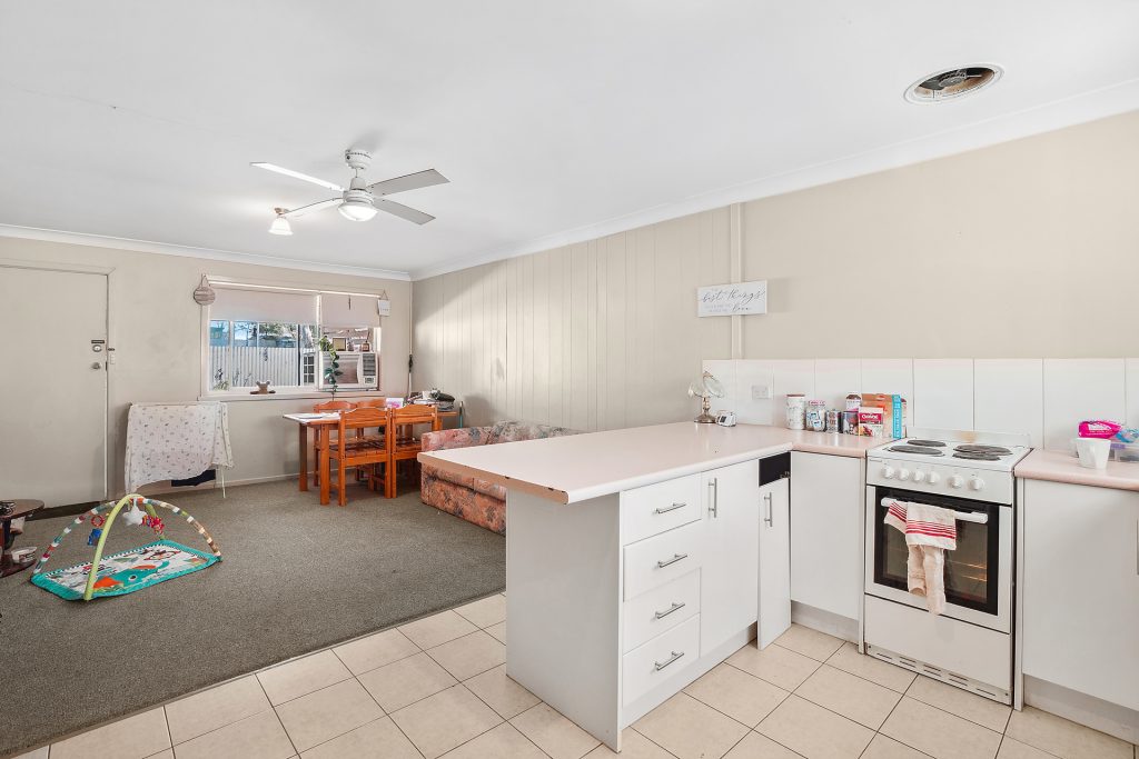 10 Helenor Crescent, Narrandera NSW 2700 - photo 17