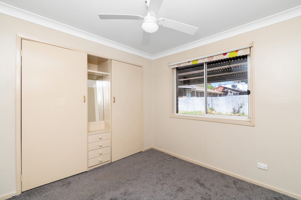 10 Helenor Crescent, Narrandera NSW 2700 - photo 19