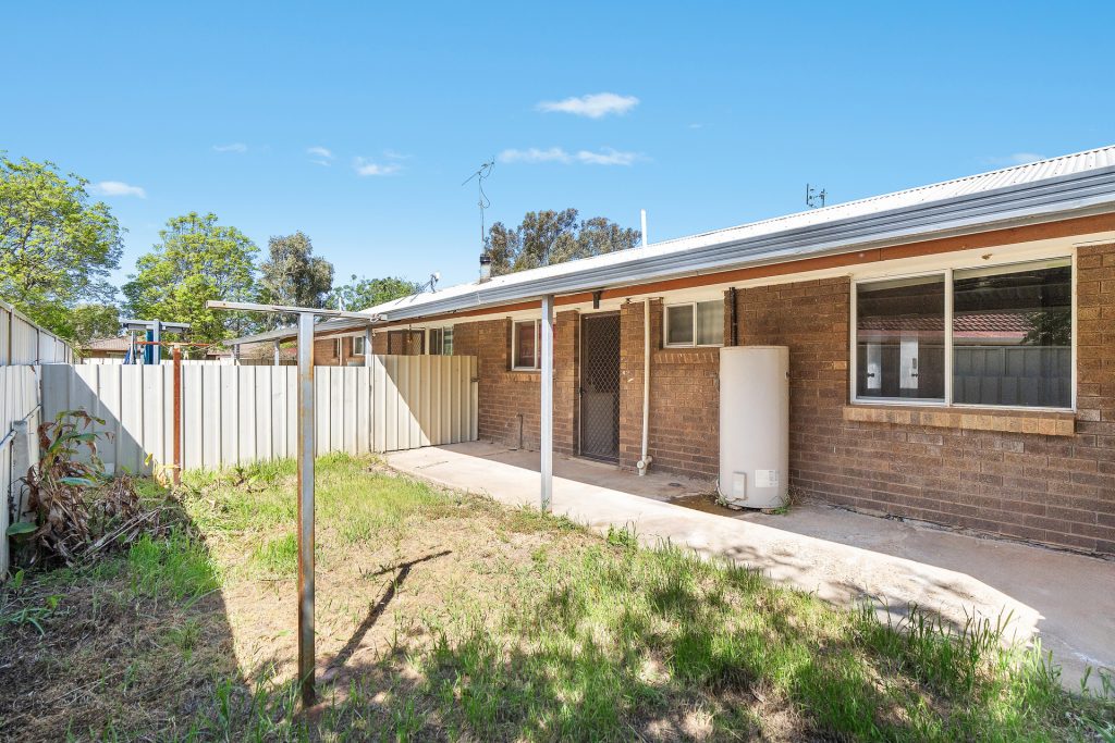 10 Helenor Crescent, Narrandera NSW 2700 - photo 21
