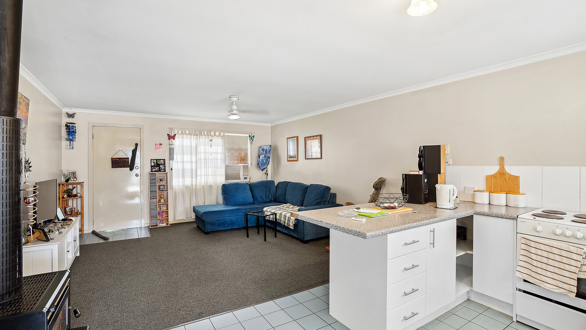 10 Helenor Crescent, Narrandera NSW 2700 - photo 5