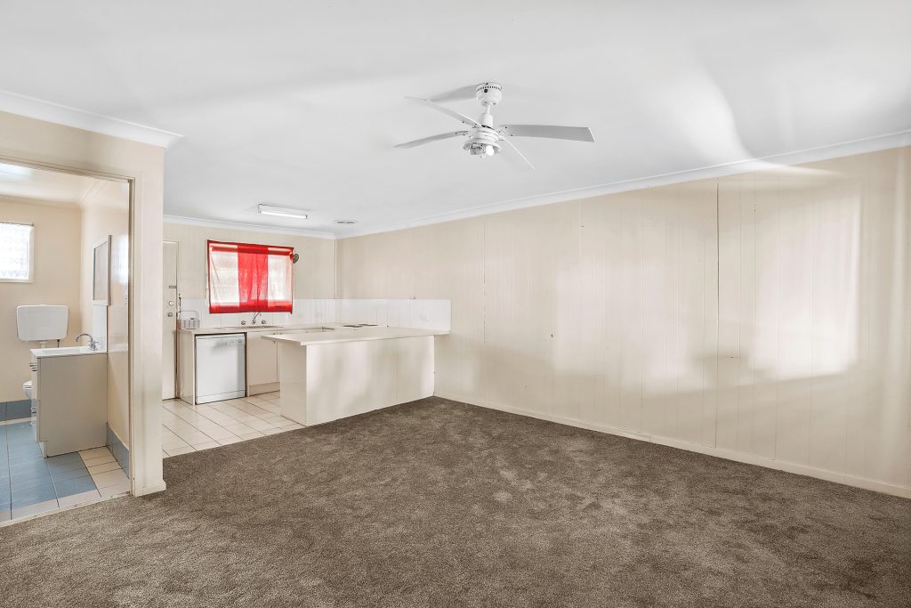 10 Helenor Crescent, Narrandera NSW 2700 - photo 9