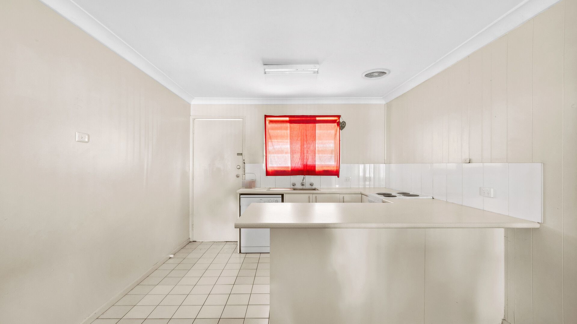 10 Helenor Crescent, Narrandera NSW 2700 - photo 10