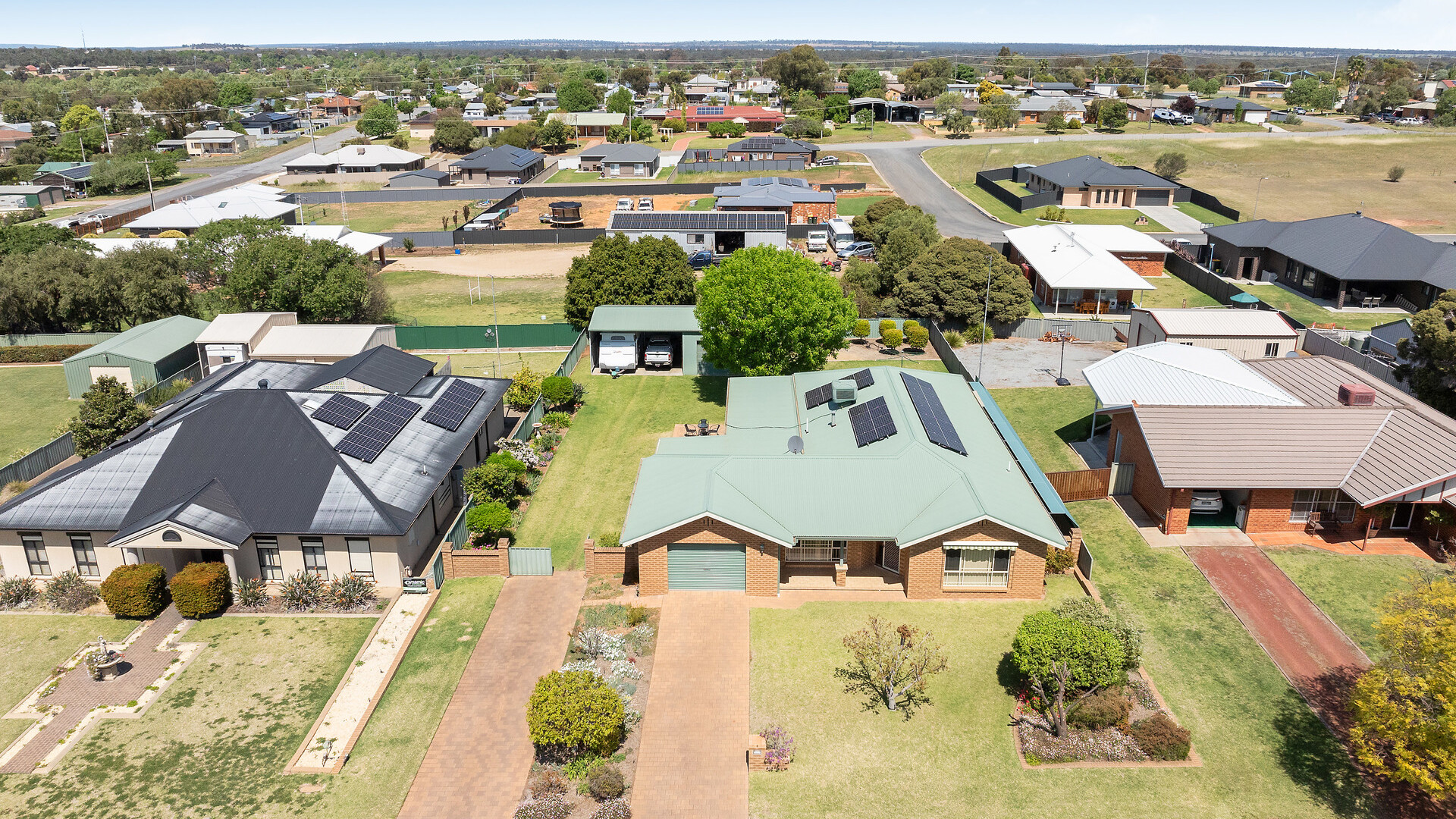 8 Kiesling Drive, Narrandera NSW 2700 - photo 2