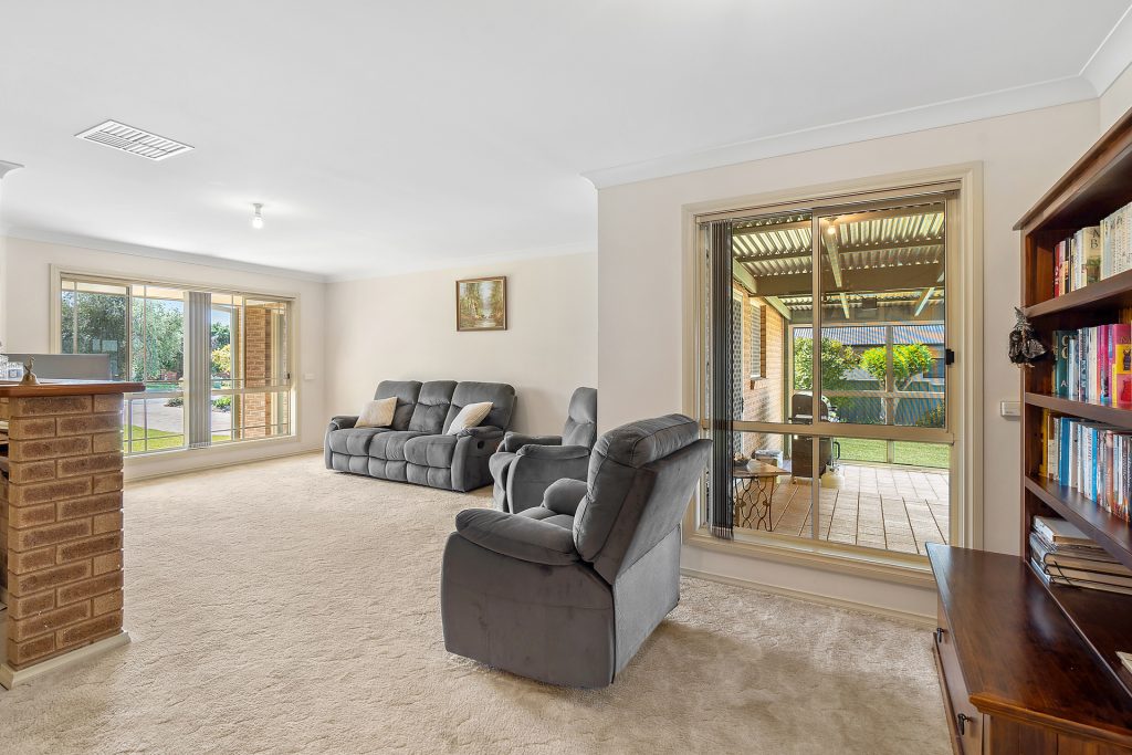 8 Kiesling Drive, Narrandera NSW 2700 - photo 14
