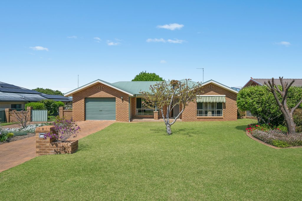 8 Kiesling Drive, Narrandera NSW 2700 - photo 17