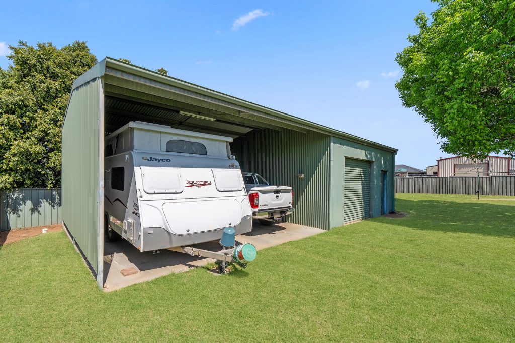 8 Kiesling Drive, Narrandera NSW 2700 - photo 19