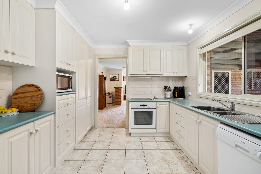 8 Kiesling Drive, Narrandera NSW 2700 - photo 3