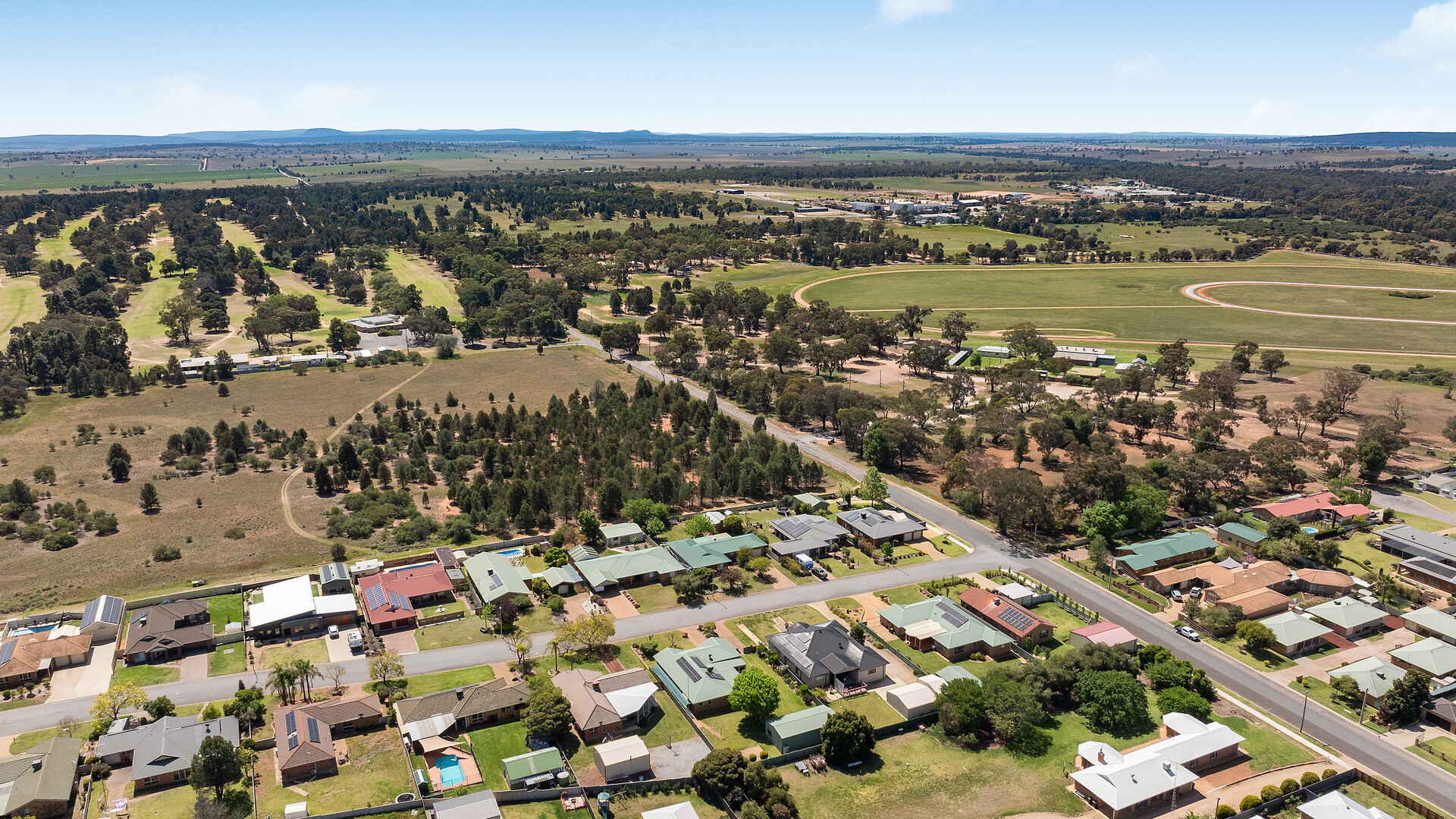 8 Kiesling Drive, Narrandera NSW 2700 - photo 22