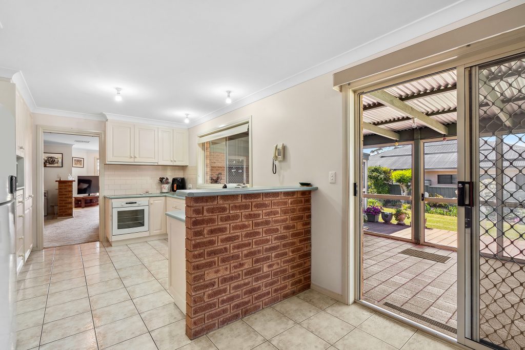 8 Kiesling Drive, Narrandera NSW 2700 - photo 5