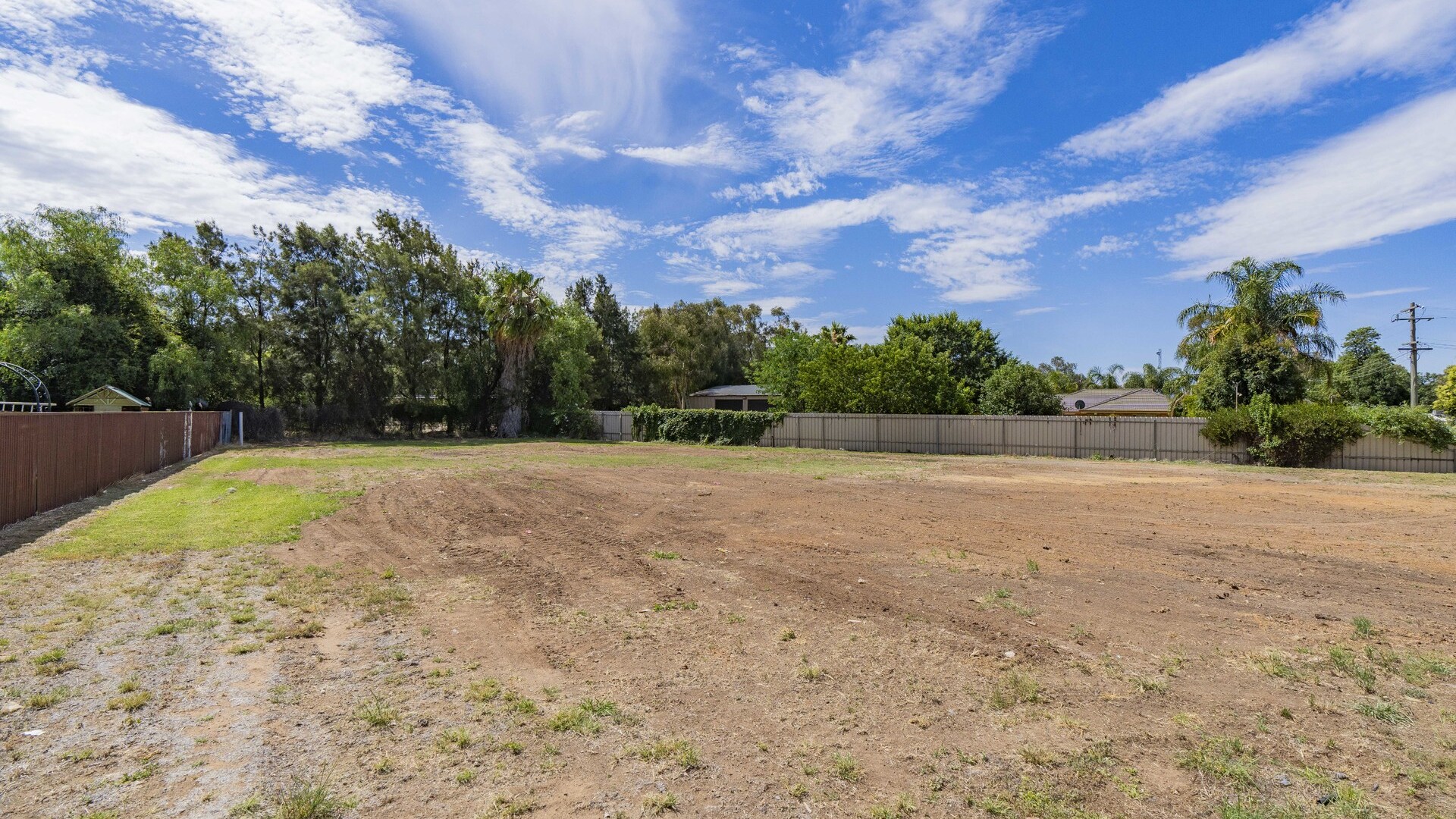 37 Hay Road, Darlington Point NSW 2706 - photo 3