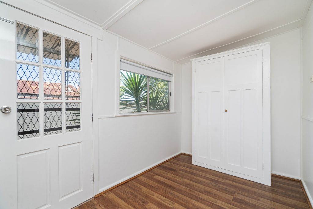 92 Parkes Street, Temora NSW 2666 - photo 12