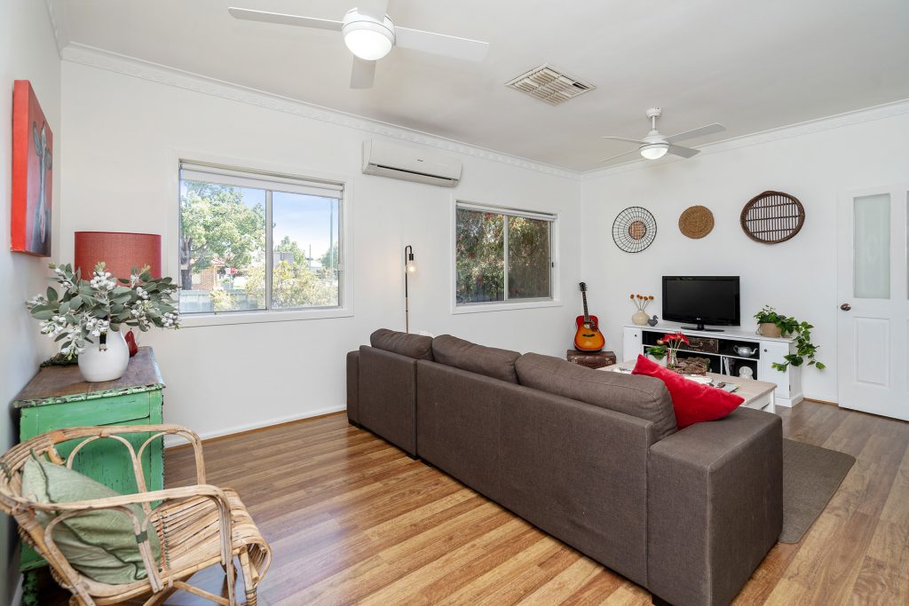 92 Parkes Street, Temora NSW 2666 - photo 14