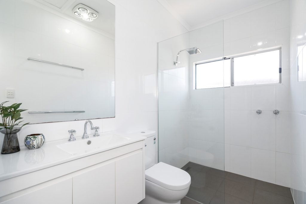 92 Parkes Street, Temora NSW 2666 - photo 15