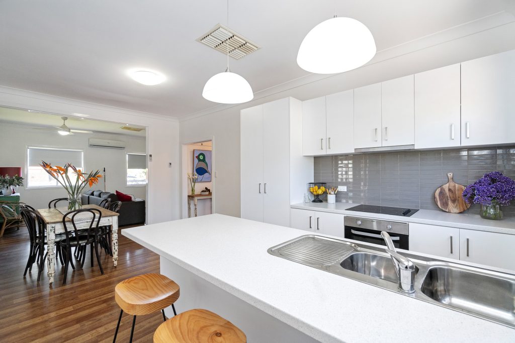 92 Parkes Street, Temora NSW 2666 - photo 17