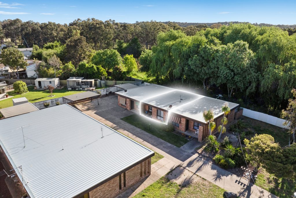 5/272 Fernleigh Road, Ashmont NSW 2650 - photo 2