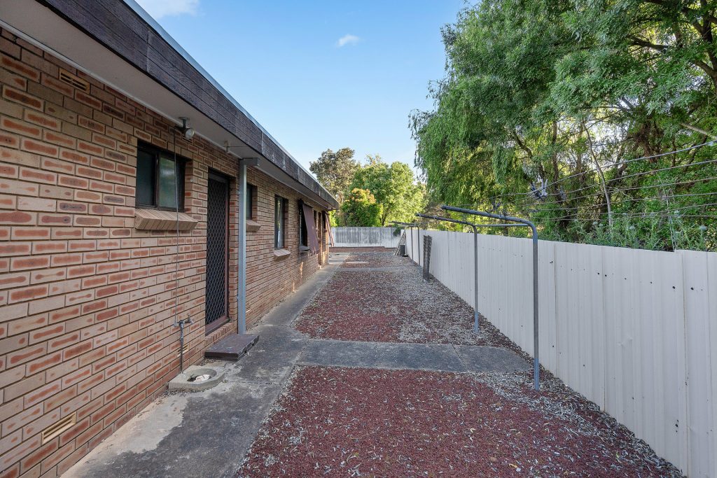 5/272 Fernleigh Road, Ashmont NSW 2650 - photo 11